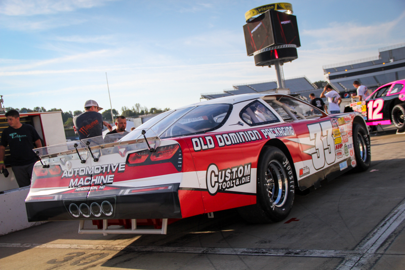 Illustration for article titled Turning a blank Latemodel Stock Car into a Beautiful 2014 Corvette